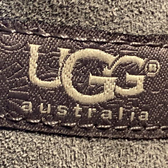 Ugg boots SZ 9 - Picture 7 of 7